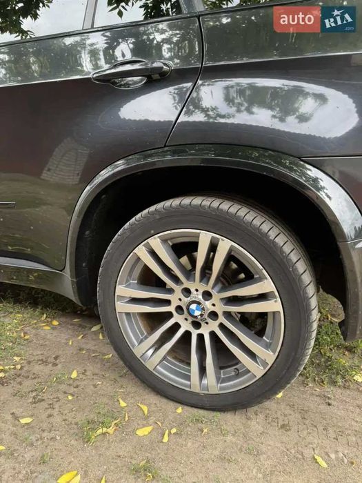 BMW X5 2012
E70 (FL)