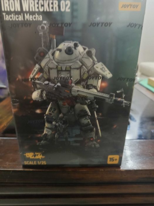 Mecha Iron Wrecker
