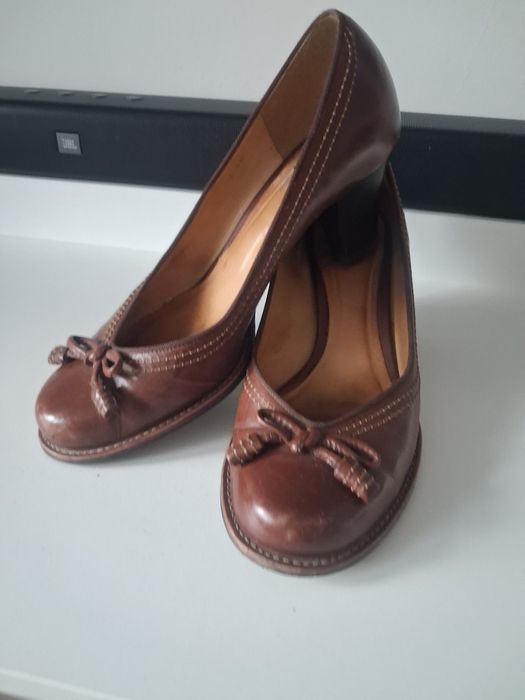 Czółenka damskie skóra naturalna clarks rozm 4.5