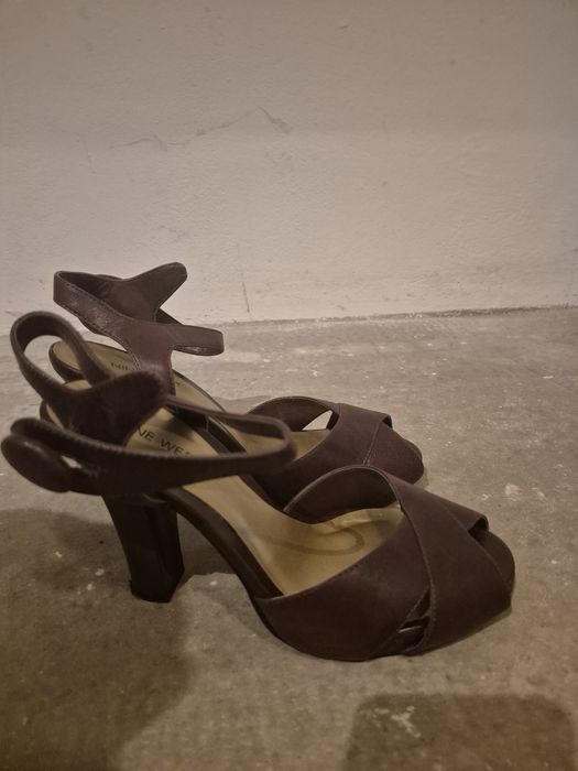 Skórzane brązowe buty na obcasie