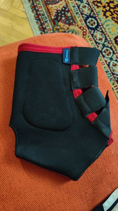 Голеностопный бандаж Aurafix 404 с ремнями «восьмерка» и шинами