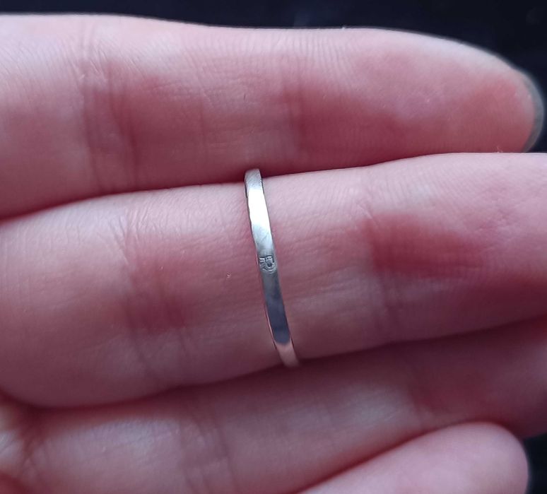 Srebrny pierścionek stokrotka Warmet Resovia