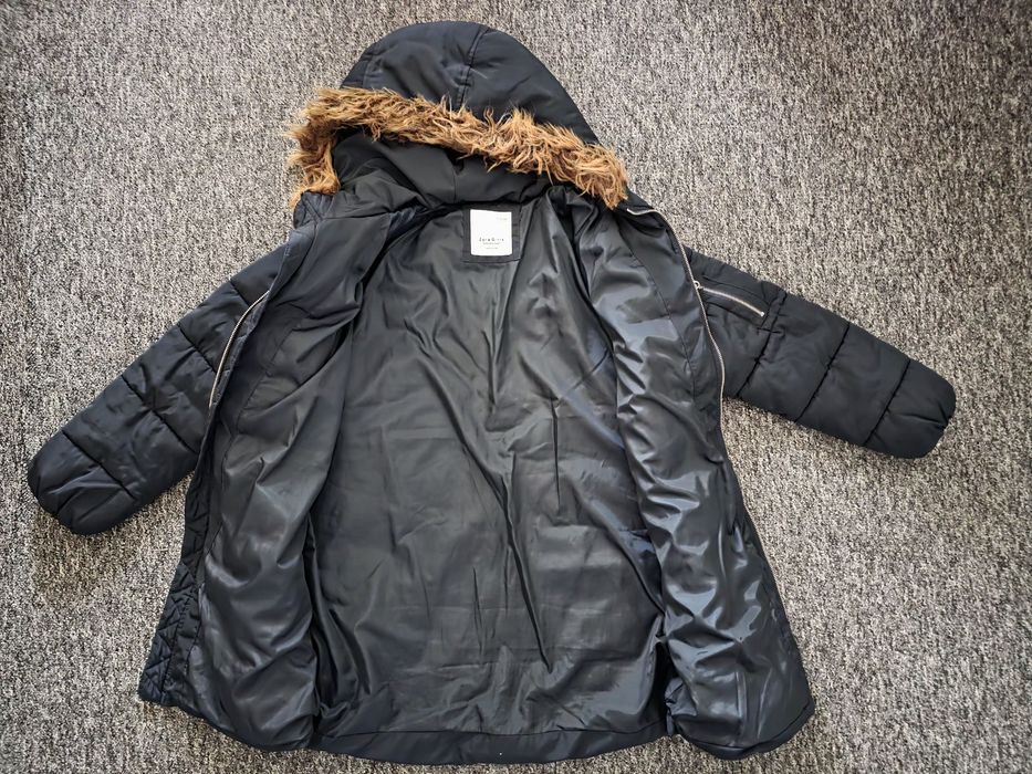 Płaszczyk , kurtka  firmy Zara