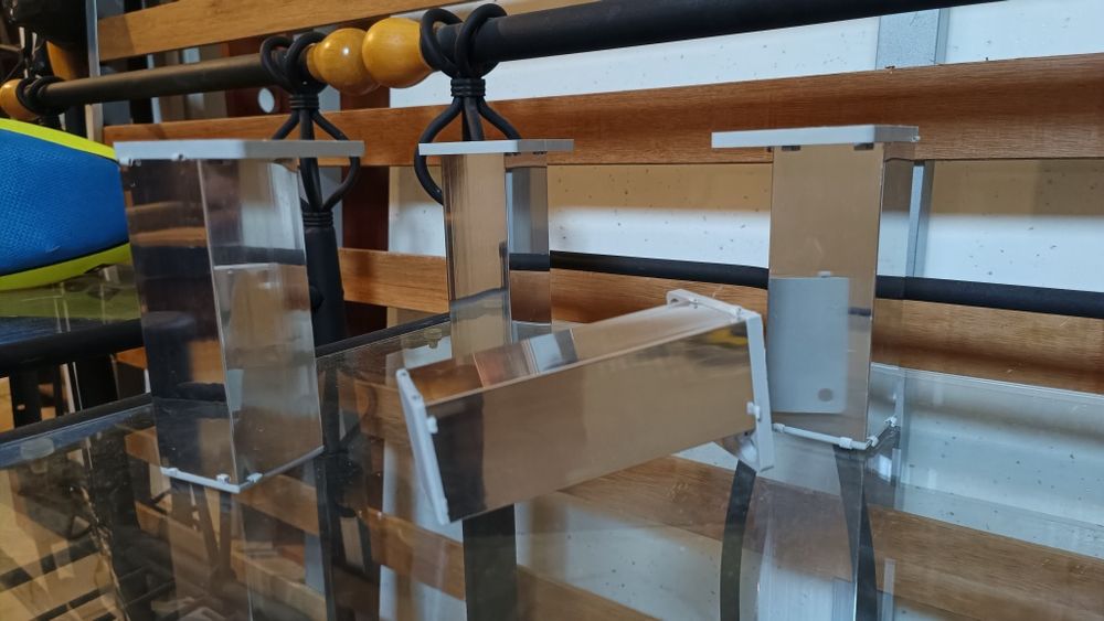 Pés cromados 11cm fixos para móvel