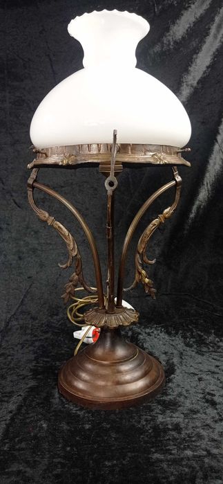 Duza elegancka mosiezna lampa nocna do salonu OS1013