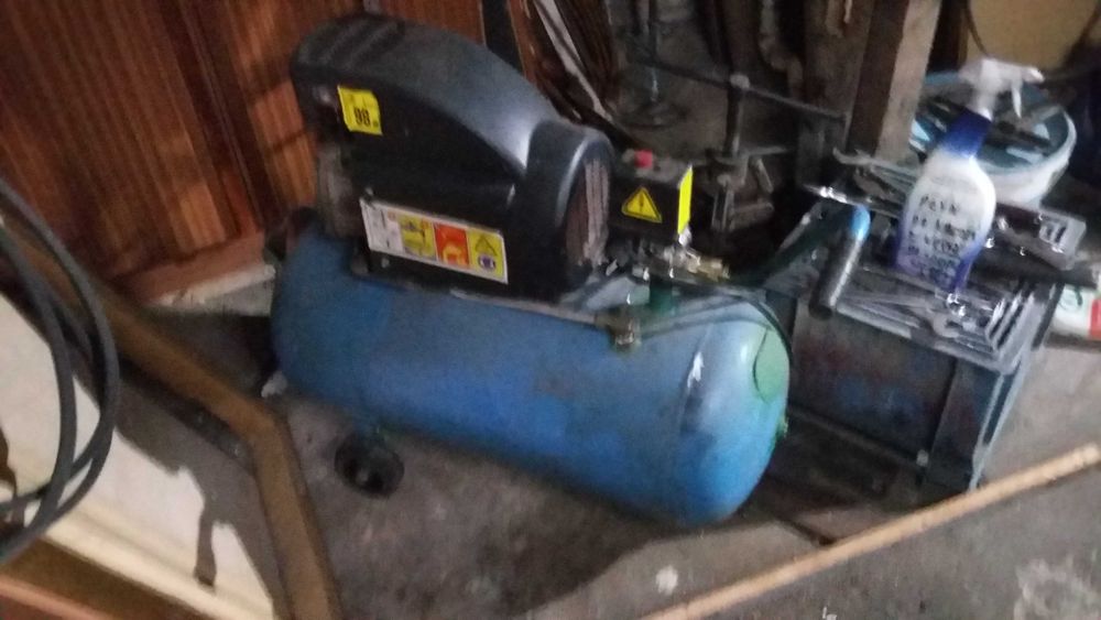 kompresor 50 litrów  220 Volt