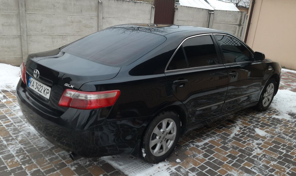 Toyota Camry40          2.4 GAZ-BENZ