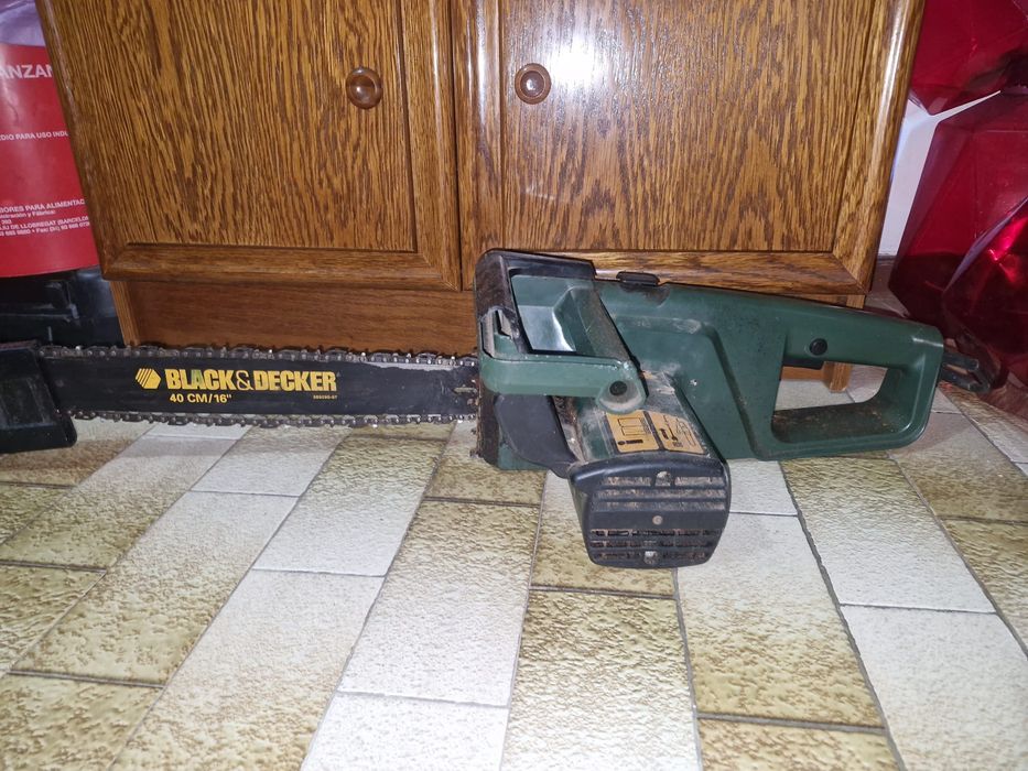 Motosserra elétrica