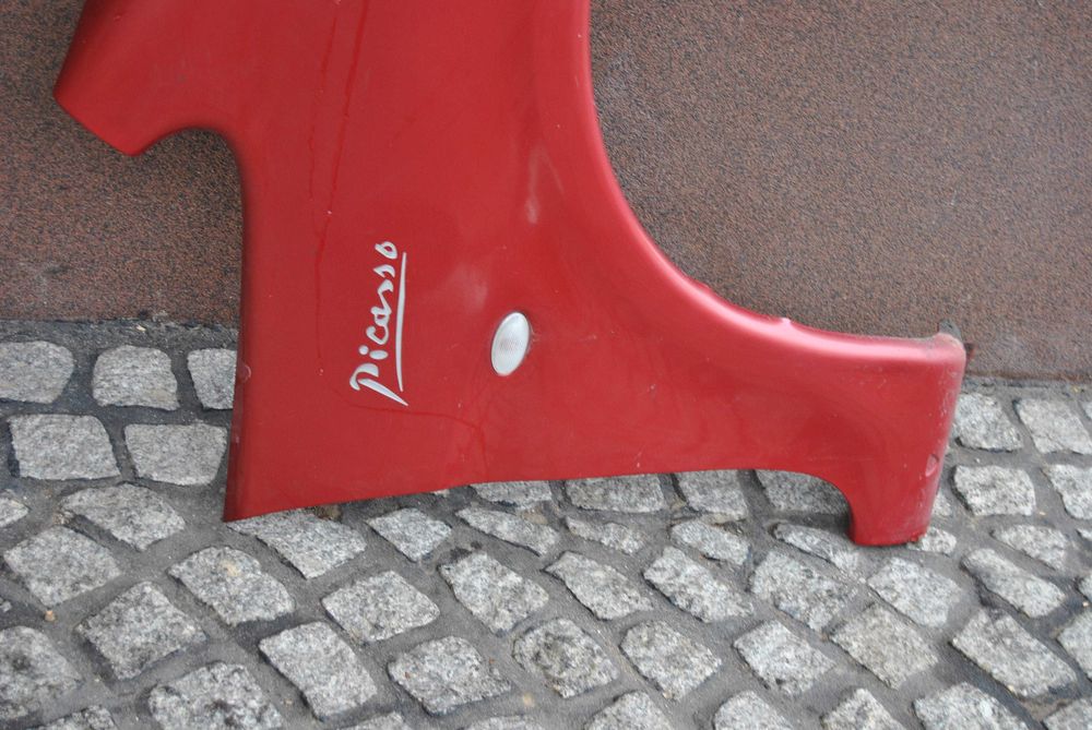Błotnik prawy Citroen Xsara Picasso EKQD