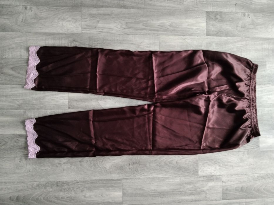 Piękny komplet (bluzka +spodnie)