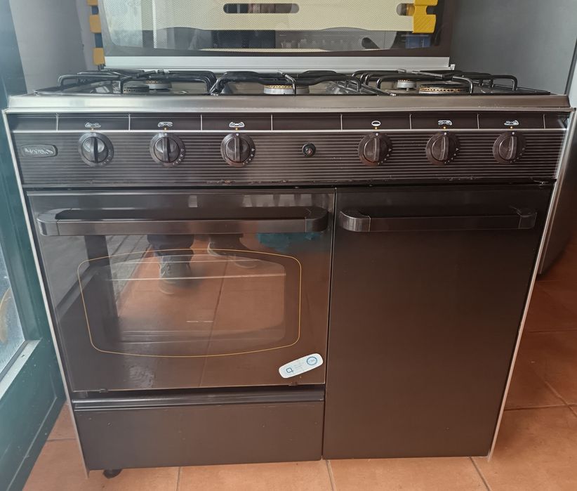 Fogão a gás butano Meireles