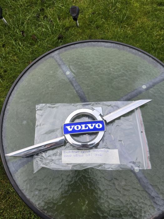 Logo Emblemat Przedniego Grilla Volvo V50 S40 LIFT i INNE