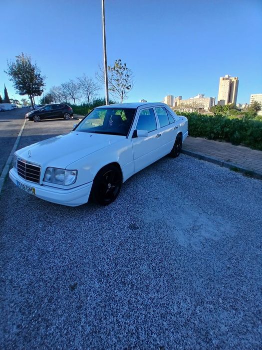 Mercedes benz E. 2.5 caixa automática