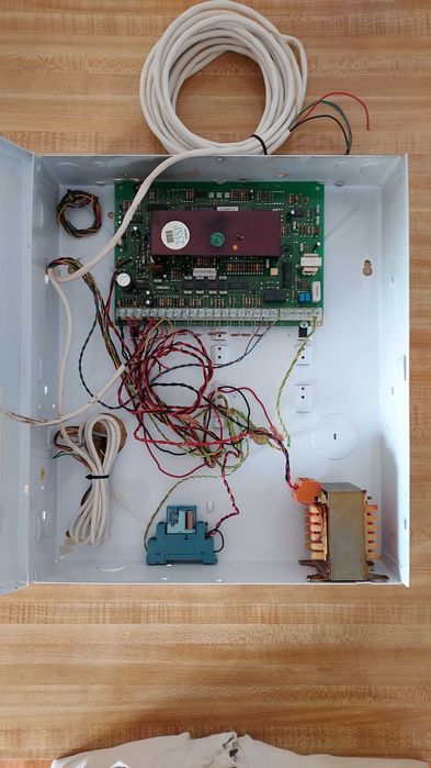 Sistema de alarme Ademco Vista-25SP completo para habitação (usado)