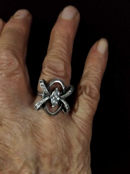 Продам серебряные кольца и серьги, проба 925.