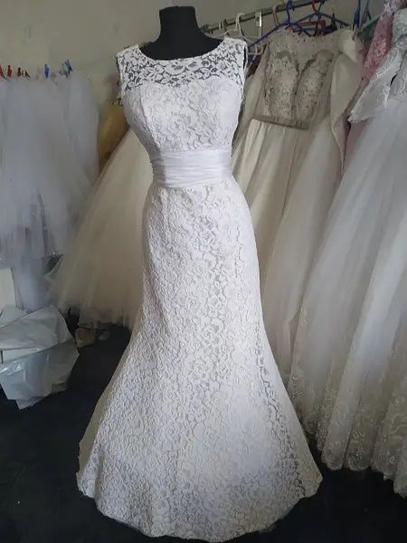 Продам свадебное платье новое