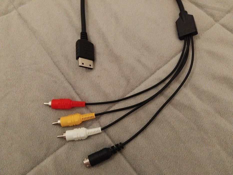 Sega Dreamcast Cabo 1.8M AV RCA + S Video