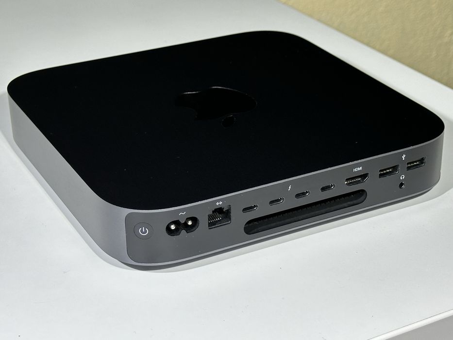 Apple - Mac mini（2018）256GB/8GB〈MRTR2J/A〉④ Apple Mac Mini 2018 | i3-8100B | 8 GB | 128 GB SSD | 1 042
