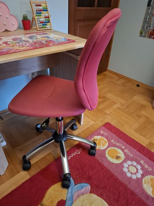 Fotel dziecięcy do biurka + lampa