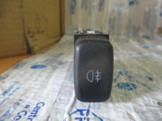Botão / interruptor de luzes MITSUBISHI Carisma Sedan (DA_)