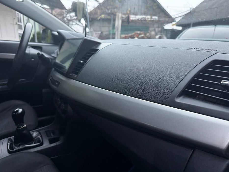 Мітсубісі лансер х