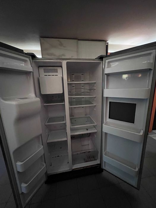 Lodówka Samsung Side by Side RSH1PTIS na części