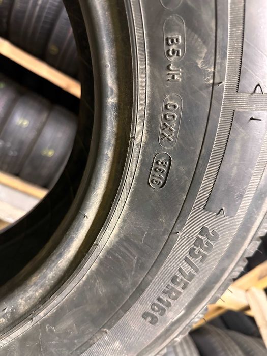 Шини зима 225/75R16C MICHELIN  Agilis  2шт  8,5+мм 2016