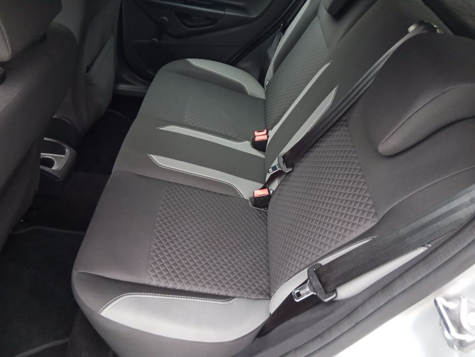 Ford Fiesta 2016r 1.3b. 5-drzwi