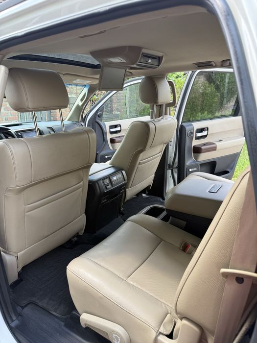 Toyota Sequoia 2016 PLATINUM