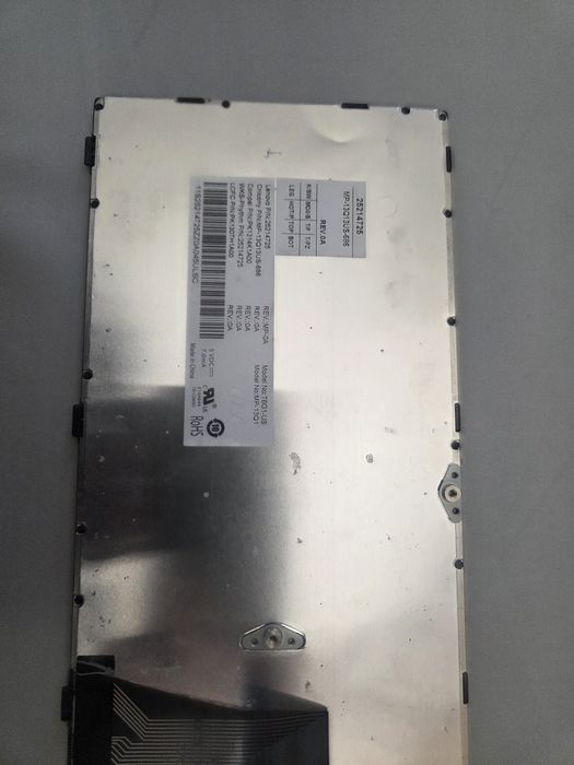 Sprzedam orginalną klawiaturę do Laptopa LENOVO G50-70