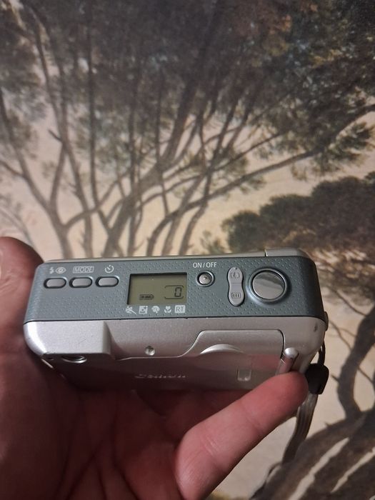 Плёночный фотоаппарат Canon Prima super 105u