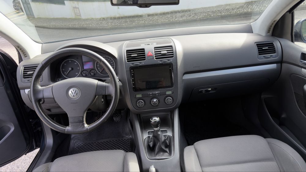 VOLKSWAGEN GOLF 2.0 TDi DIESEL 140 CAVALOS NACIONAL