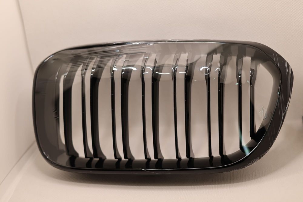 Grelhas Frontais Duplas Bmw F20