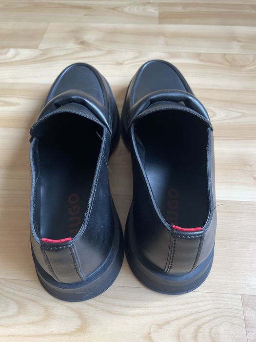 Продам туфлі, лофери hugo boss. 28,5см