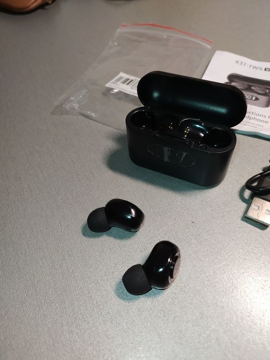Продам наушники Bluetooth TWS-X37. V5.3. New.