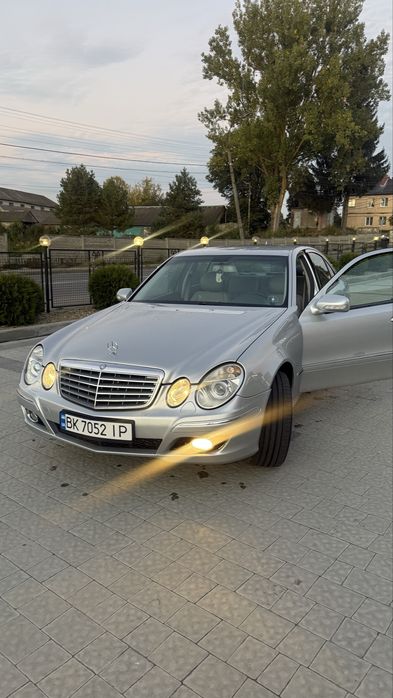 Mercedes-Benz w211 2.2d