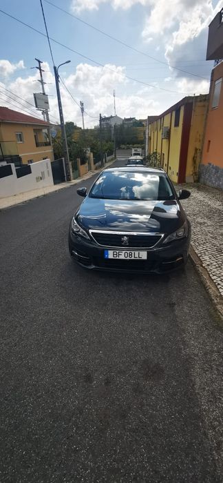 Peugeot 308 em bom estado