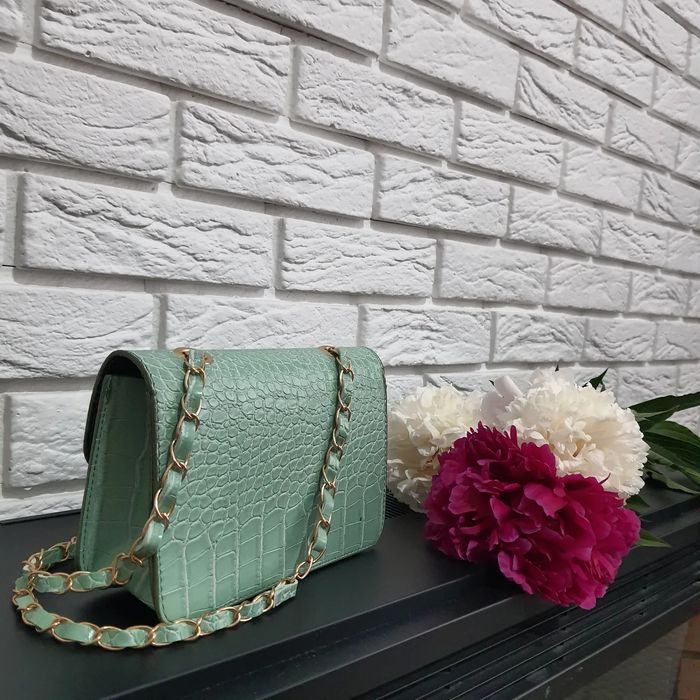 Жіноча сумочка зелена