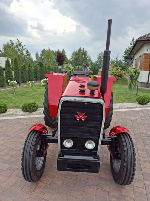 Massey Ferguson 235