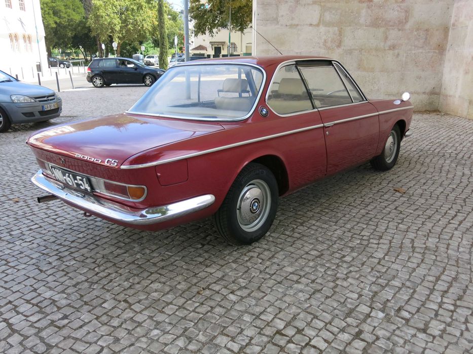 CLÁSSICO RARO BMW 2000CS