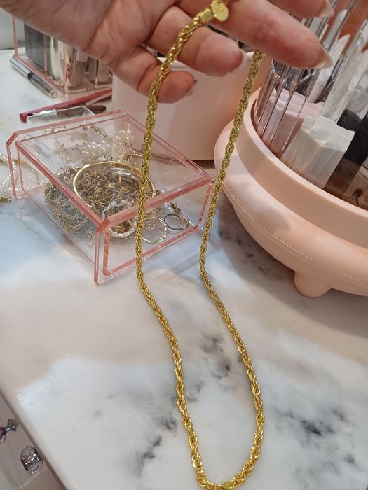 Colar dourado banhado a 18k Não é oco