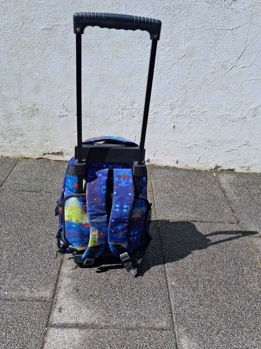 Mochila escolar com trolley/rodas