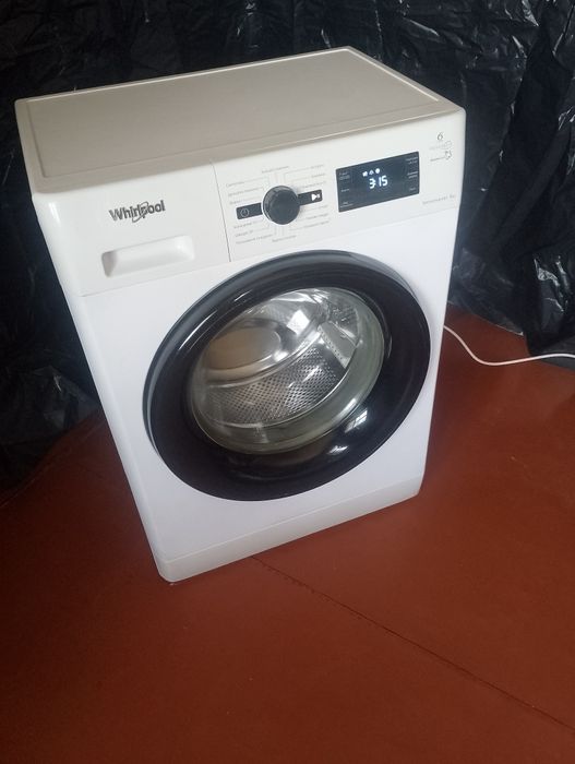 Продам пральну машину  Whirlpool