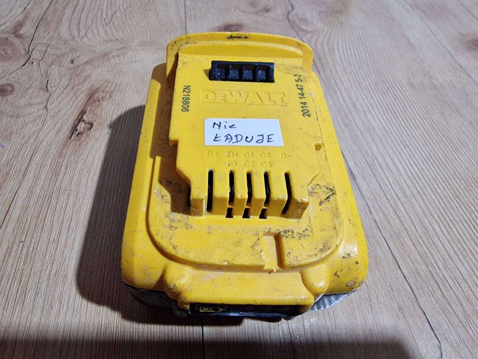 Akumulator DCB182 Bateria DeWalt 18V 4 AH XR Li-Ion (oryginał)