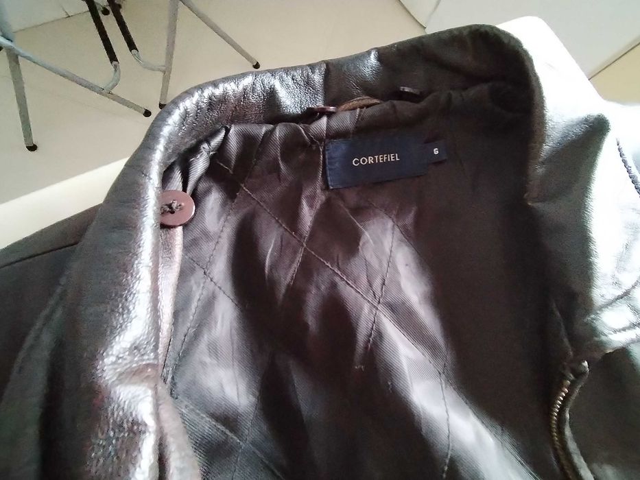 Casaco em pele de boas marcas