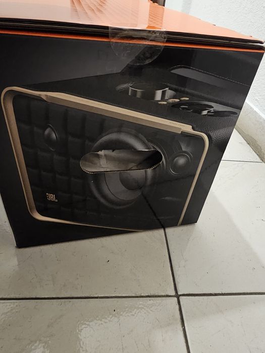 Coluna JBL 300 authentics