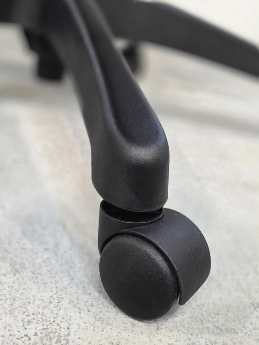 Krzesło obrotowe czarne do biurka / TRANSPORT GRATIS