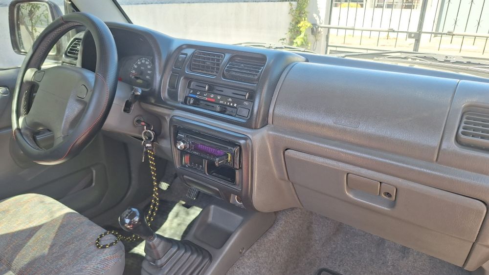 Suzuki Jimny 1.3