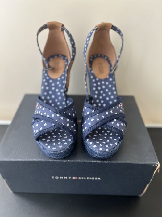 Босоніжки Tommy Hilfiger