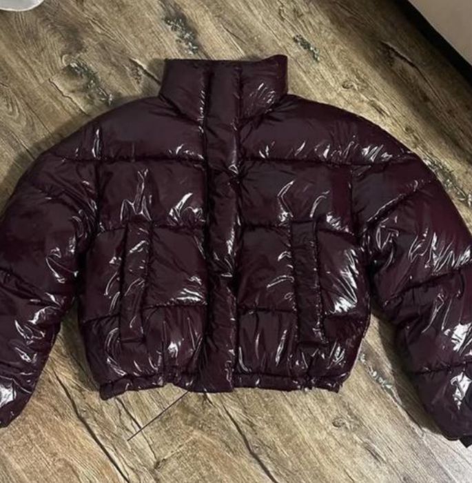 Лакова куртка Bershka марсала